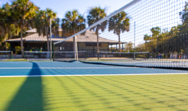 la construction d'un court de tennis en gazon synthétique à Nice peut bénéficier de l'intégration de technologies intelligentes de plusieurs